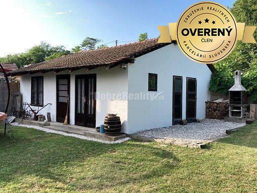 RK Dobré reality predáva dom s viničným domčekom v obci Bajtava