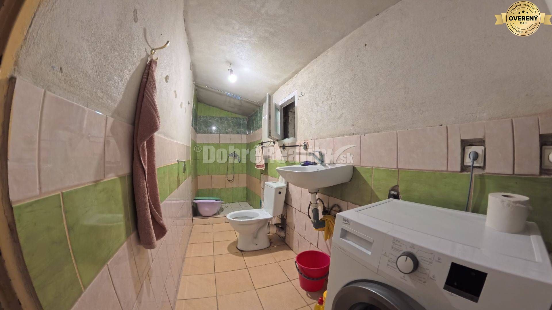 Dobré Reality ponúkajú na predaj vidiecky dom v obci Čata