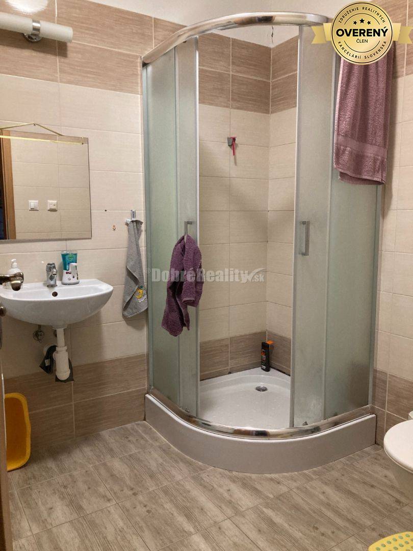 Na predaj dom Zbrojníky - ZNÍŽENÁ CENA