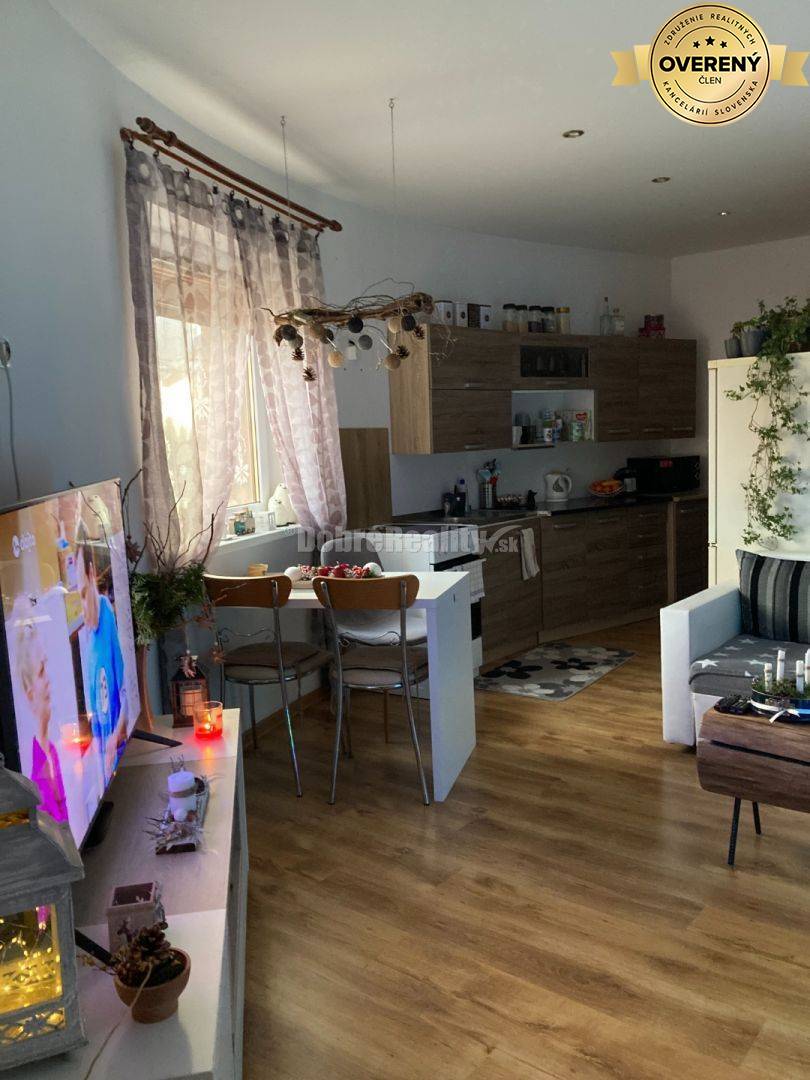 Na predaj dom Zbrojníky - ZNÍŽENÁ CENA