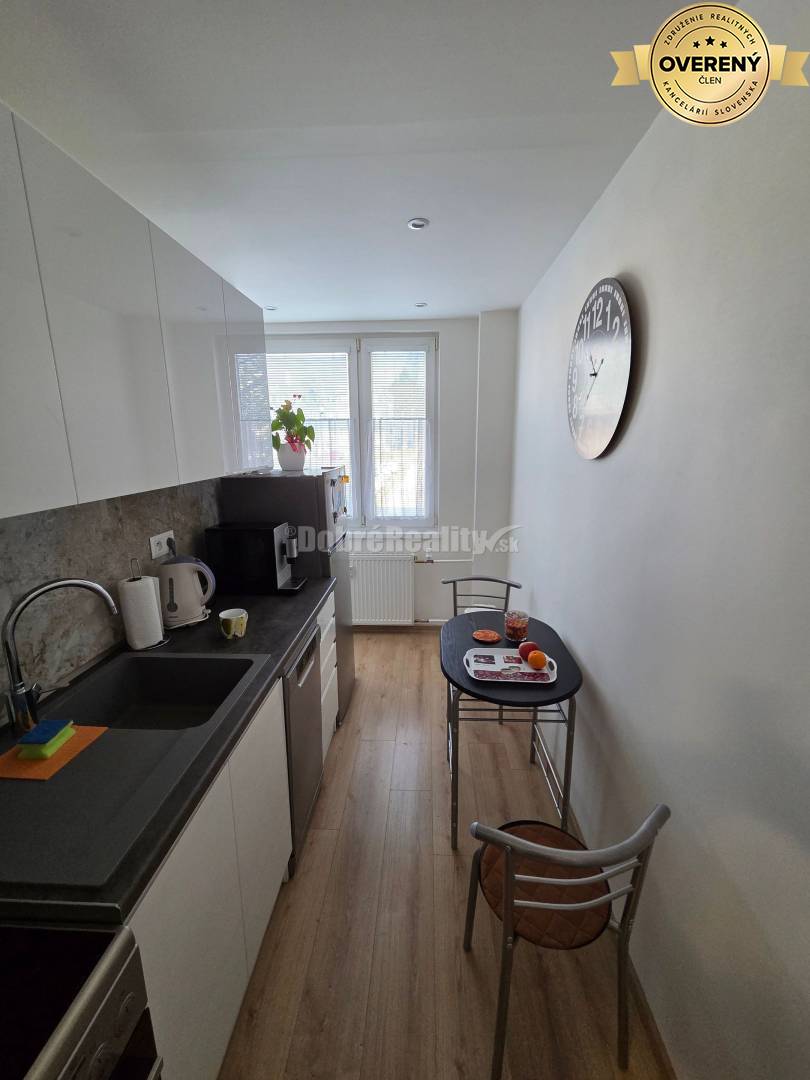 Zaujímavá investičná príležitosť, Dvojgeneračný byt v Prievidzi na Dlh