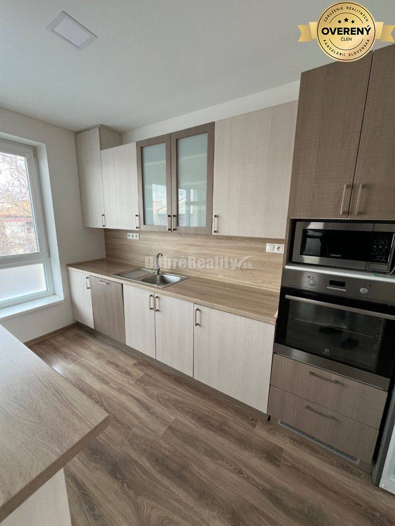 Na prenájom nádherný 3 izbovy byt v Prievidzi