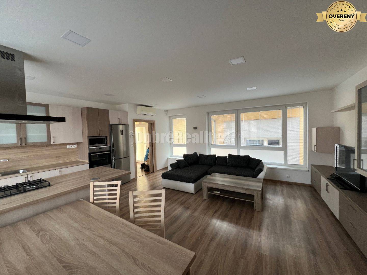 Na prenájom nádherný 3 izbovy byt v Prievidzi