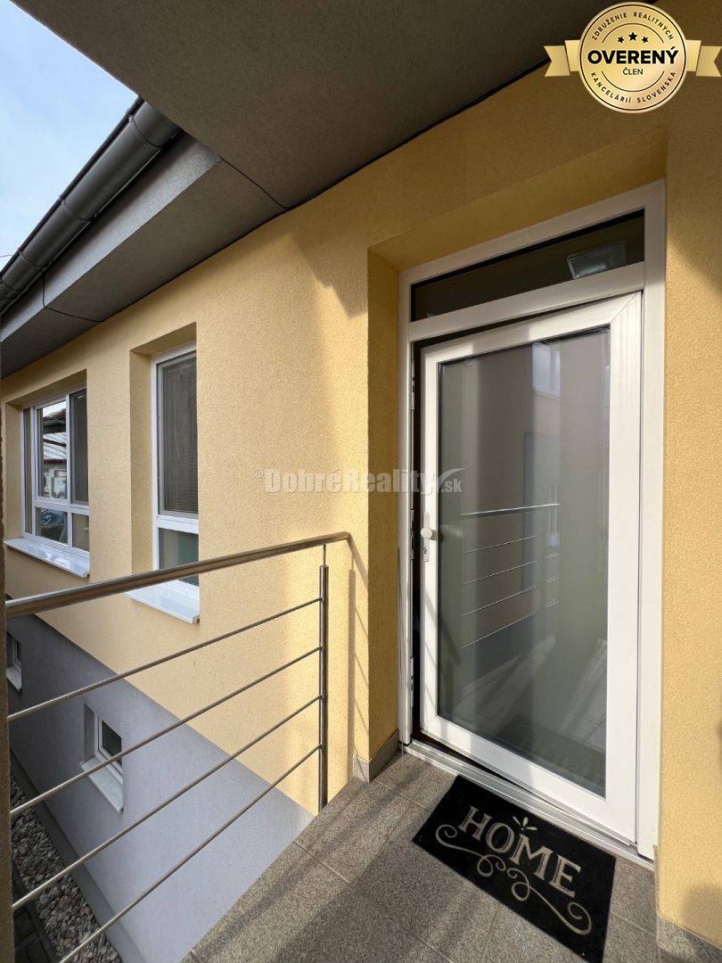 Na prenájom nádherný 3 izbovy byt v Prievidzi