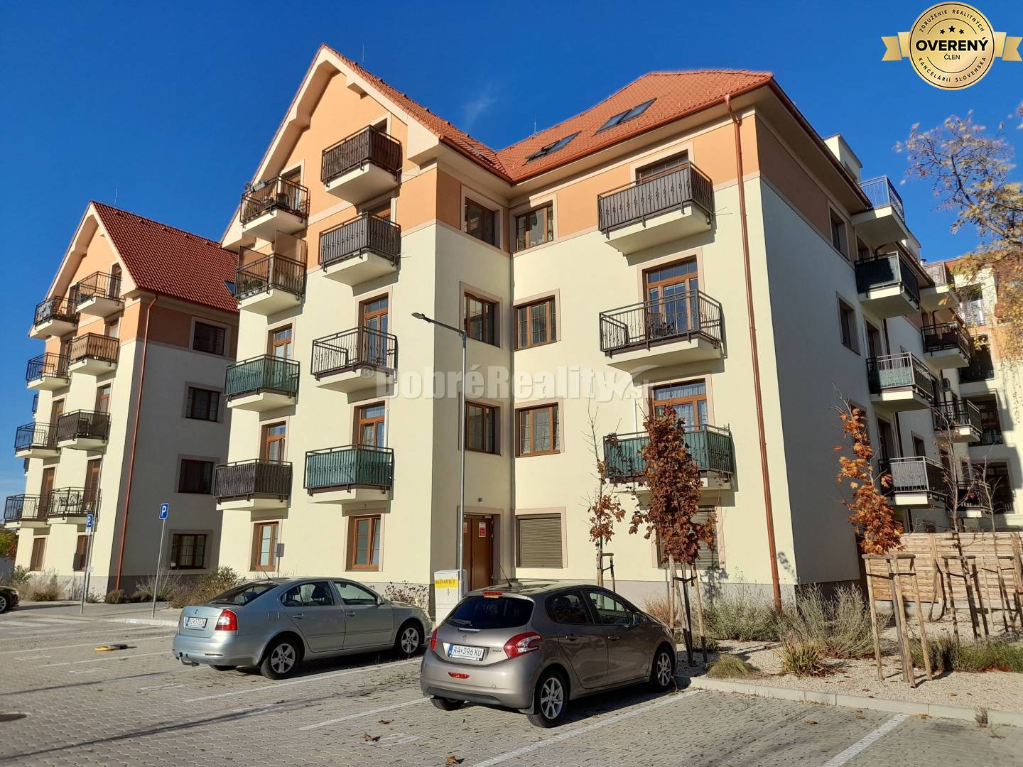 Prenájom 3 izbového bytu na Kasárenskej