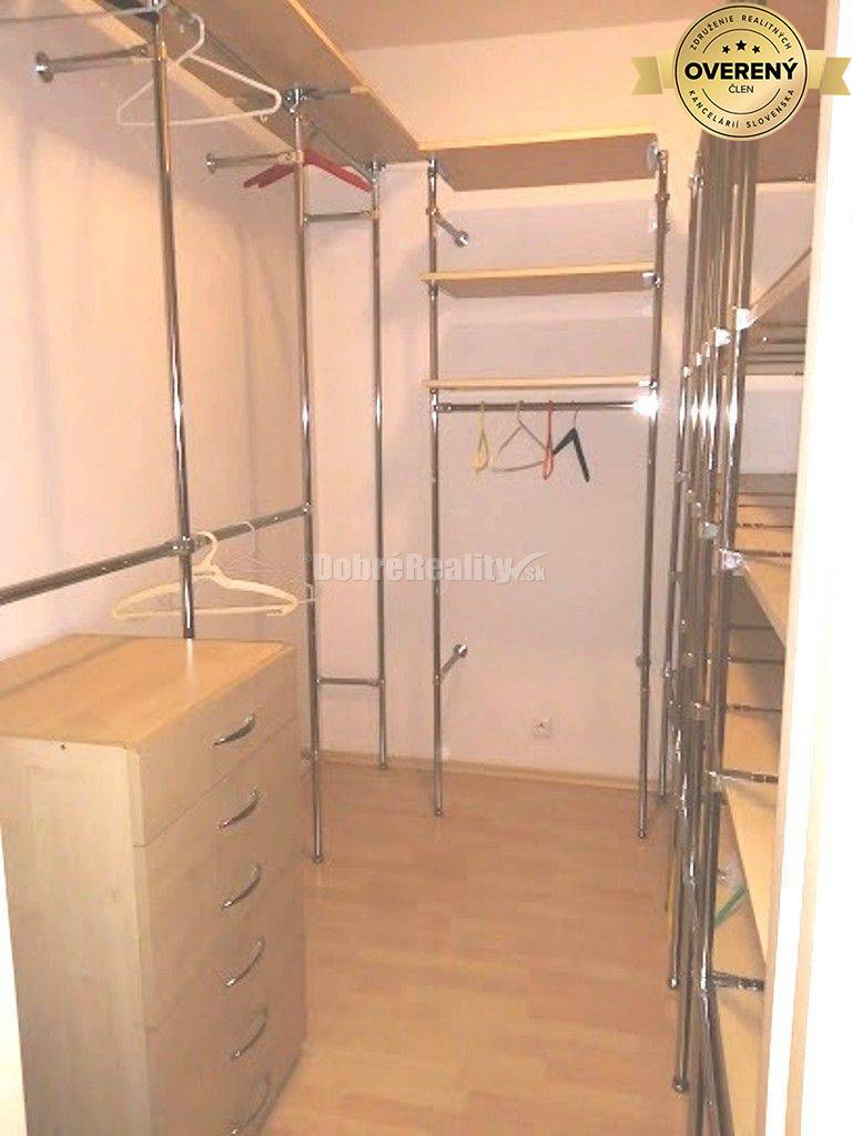 PRENÁJOM: VEĽKÝ 3 IZBOVÝ BYT S TERASAMI A GARÁŽOU, BELVEDER