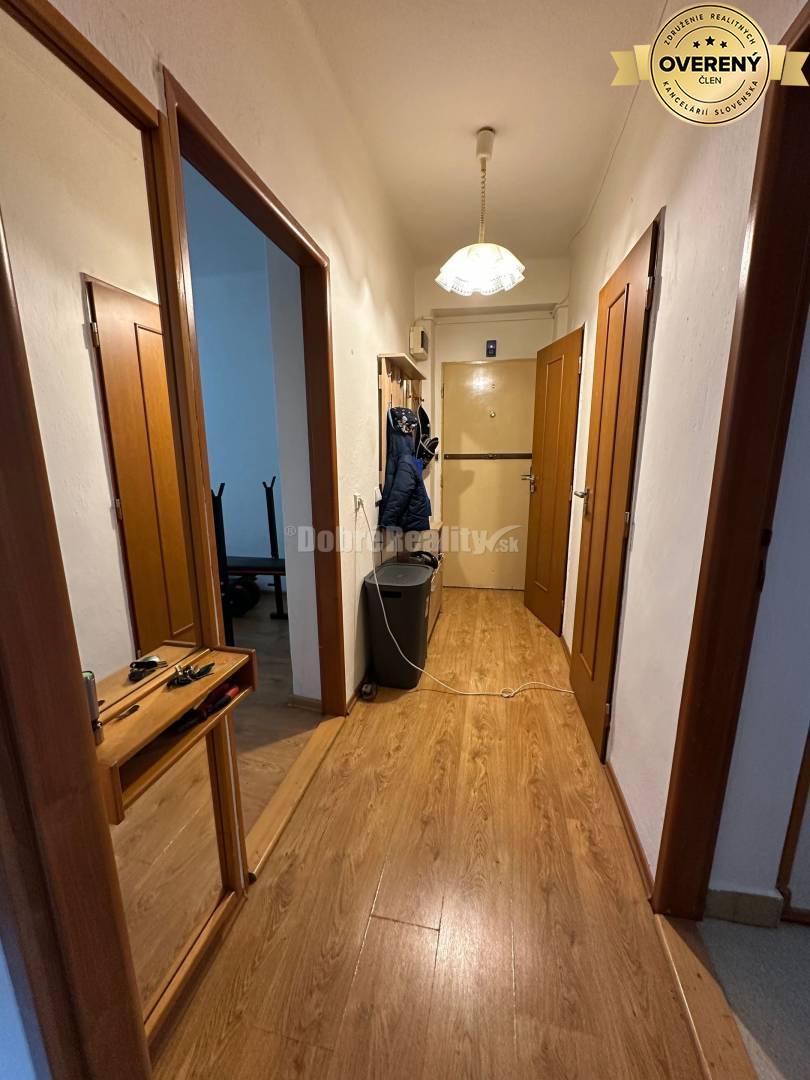 Na predaj 3-izbový byt