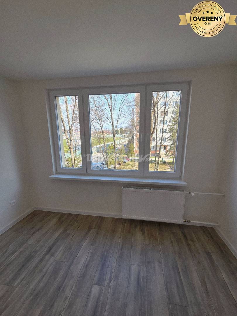 Nadčasový 4 izbový byt na sídlisku Žabník po kompletnej rekonštrukcii.