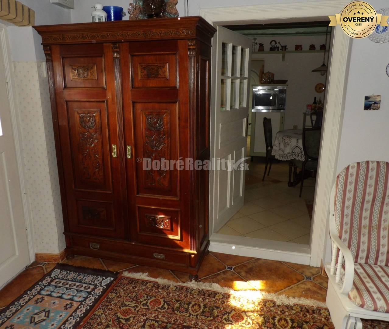 Pôvabný domček s očarujúcou záhradou na PREDAJ