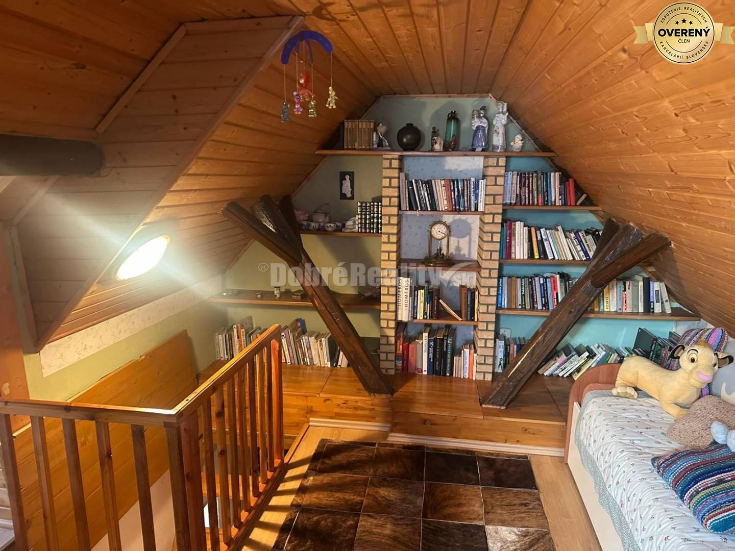 Pôvabný domček s očarujúcou záhradou na PREDAJ