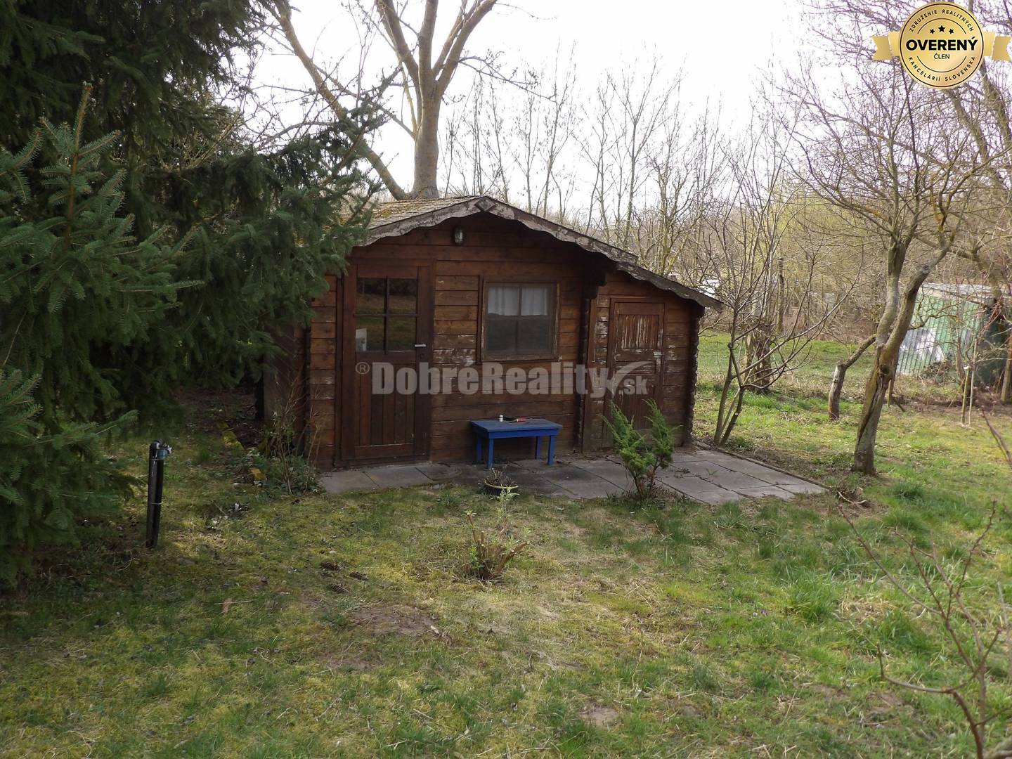 Pôvabný domček s očarujúcou záhradou na PREDAJ