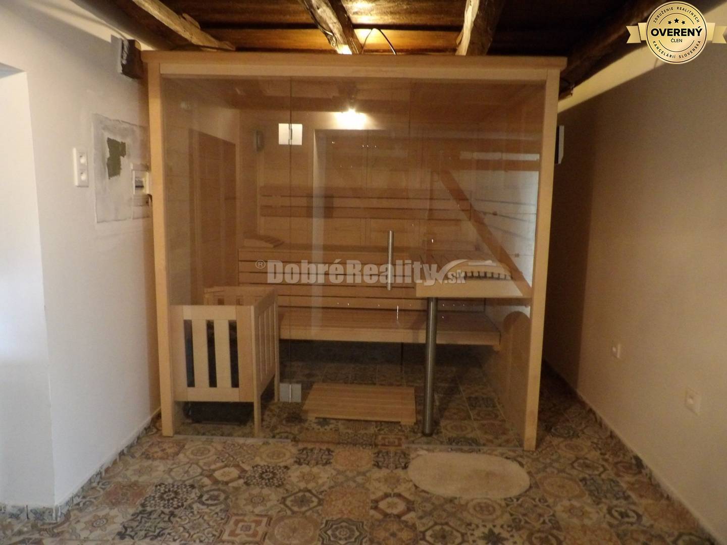 Pôvabný domček s očarujúcou záhradou na PREDAJ