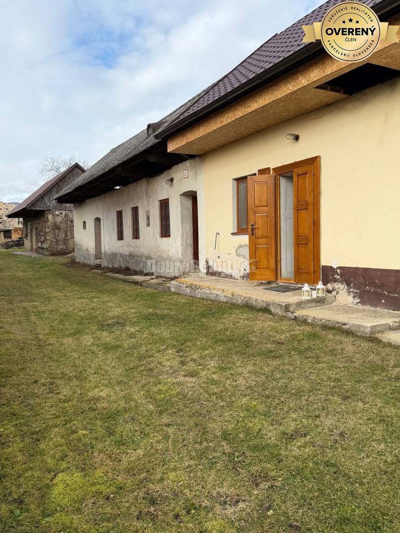 Ponúkame Vám na predaj chalupu/RD v krásnej podhorskej obci Seč.