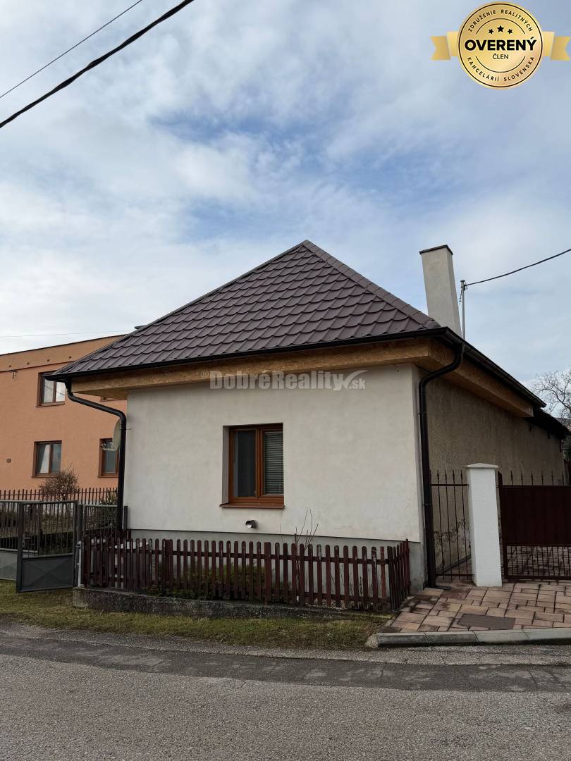 Ponúkame Vám na predaj chalupu/RD v krásnej podhorskej obci Seč.