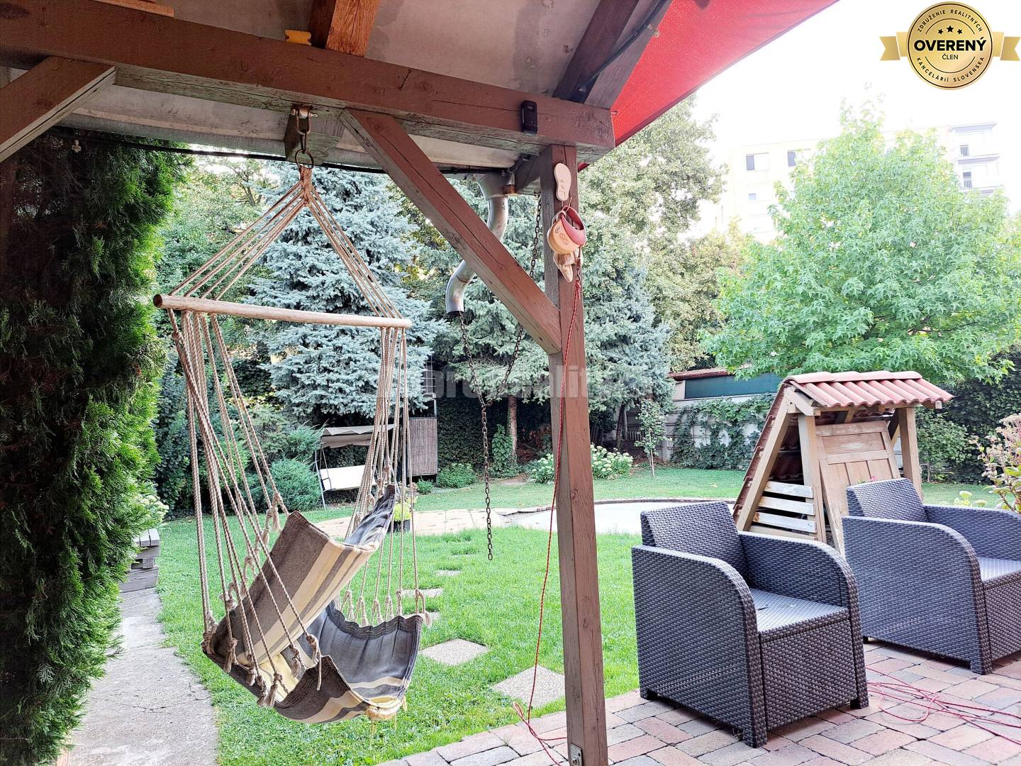 Znížená cena-CENTRUM - priestranný dvojpodlažný dom- úžitková plocha 1