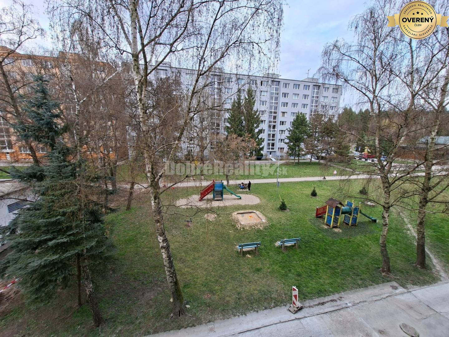 DOBRÉ REALIY -Na prenájom kompl. zeriadený 2-i byt prerobený na 3-i ,