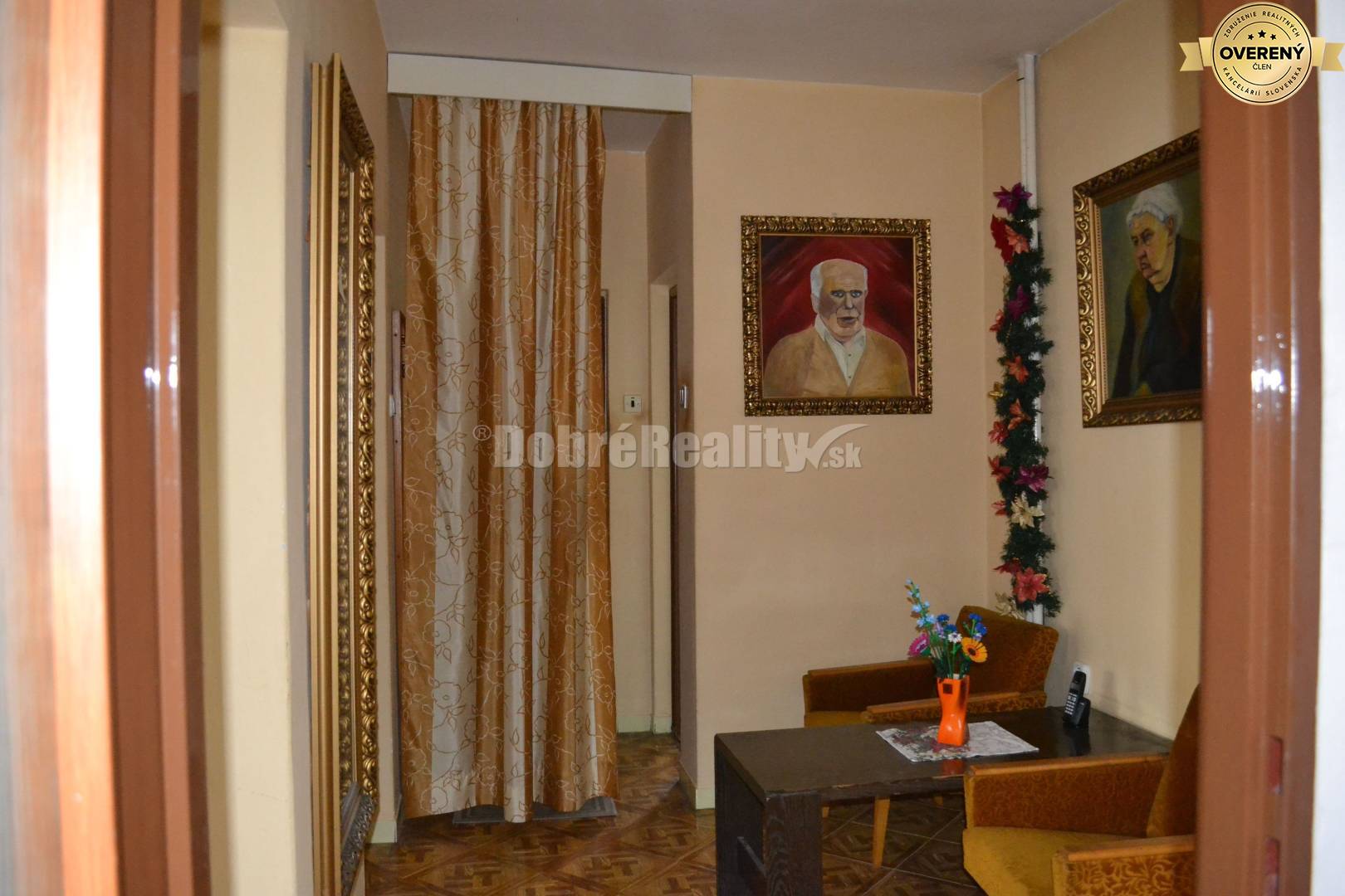 Dobré Reality ponúkajú na predaj priestranný 6 - izbový rodinný dom v