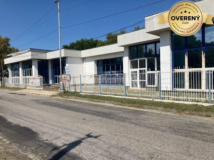 RK Dobré reality predáva polyfunkčný objekt v Hurbanove.