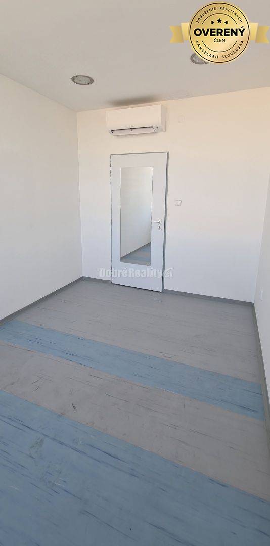 Dobré reality na prenájom 2x - 2-izbový priestor 32,80 m2, klimatizáci