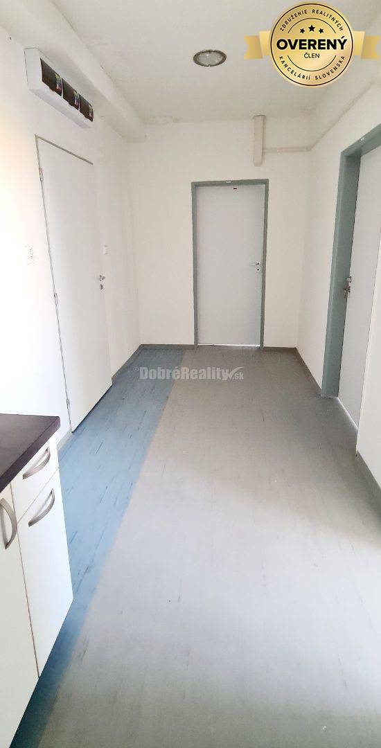 Dobré reality na prenájom 2x - 2-izbový priestor 32,80 m2, klimatizáci