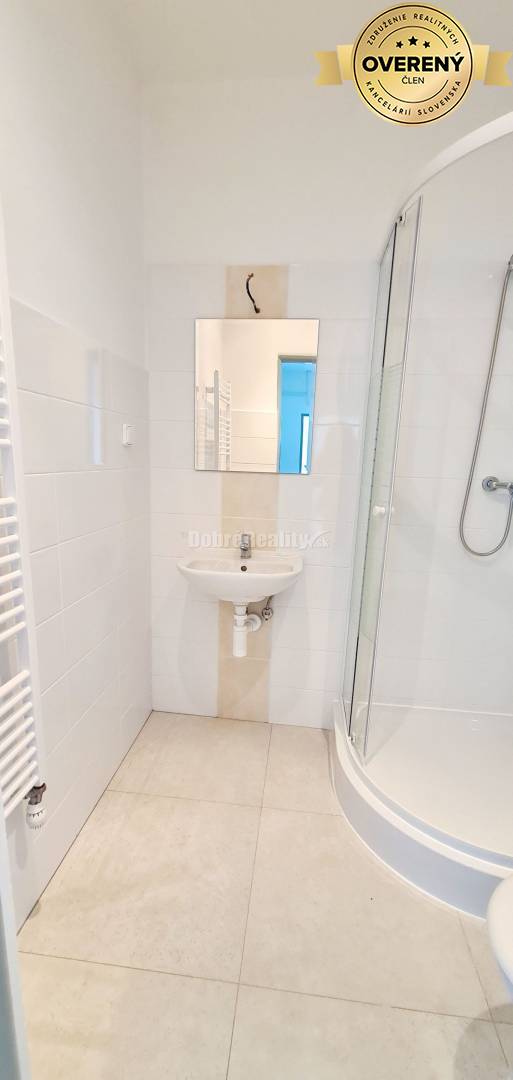 Dobré reality na prenájom 2x - 2-izbový priestor 32,80 m2, klimatizáci