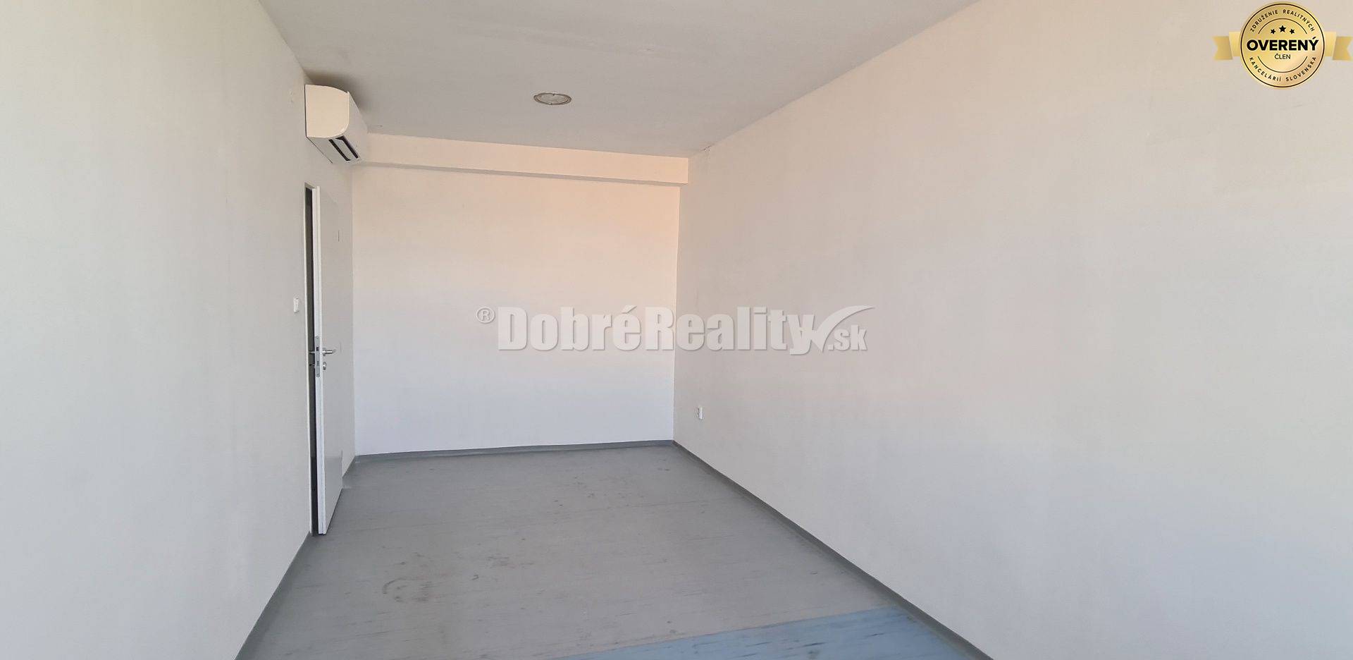 Dobré reality na prenájom 2x - 2-izbový priestor 32,80 m2, klimatizáci