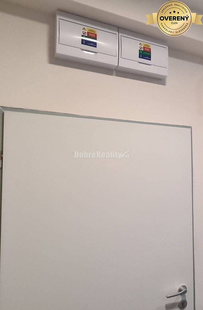 Dobré reality na prenájom 2x - 2-izbový priestor 32,80 m2, klimatizáci