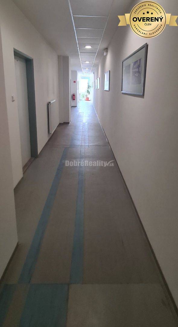 Dobré reality-na prenájom priestory 48,4 m2 a 30,90m2+ kúpelňa s wc, p