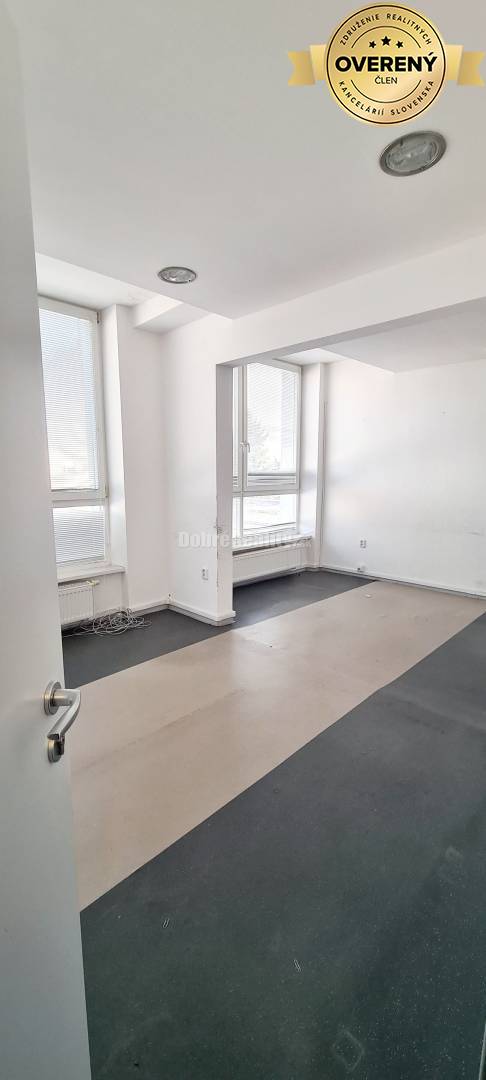 Dobré reality-na prenájom priestory 48,4 m2 a 30,90m2+ kúpelňa s wc, p