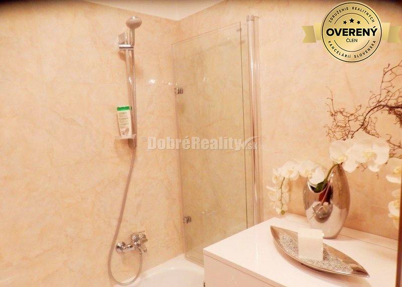 Na prenájom nadštandardný byt na Slnečnom nábreží