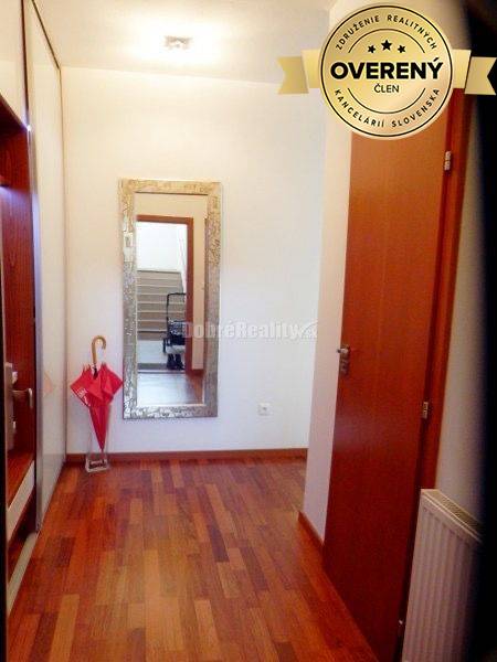 Na prenájom nadštandardný byt na Slnečnom nábreží