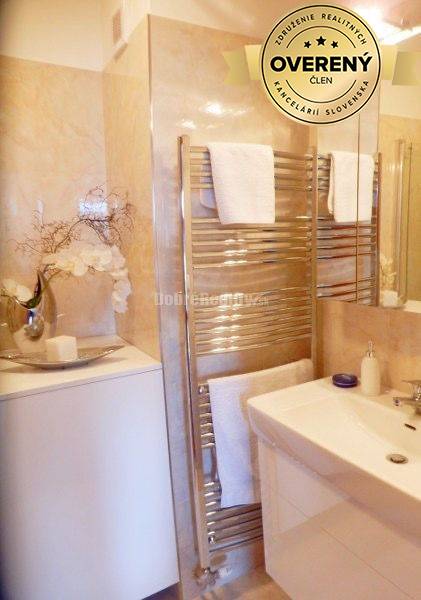 Na prenájom nadštandardný byt na Slnečnom nábreží