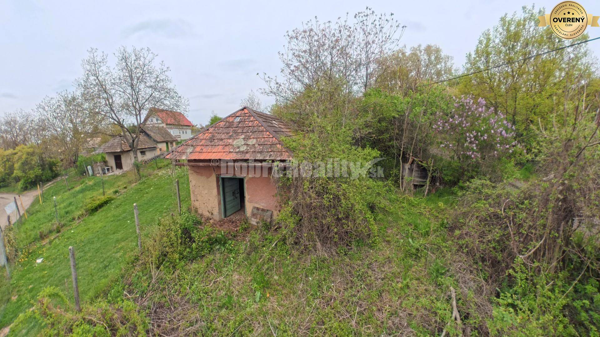 Dobré Reality ponukajú Záhradu so stavbou so súpisným číslom v časti
