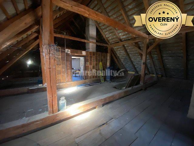 PREDAJ - Rodinný dom v obci Krahule, okres Žiar nad HronomHľadáte