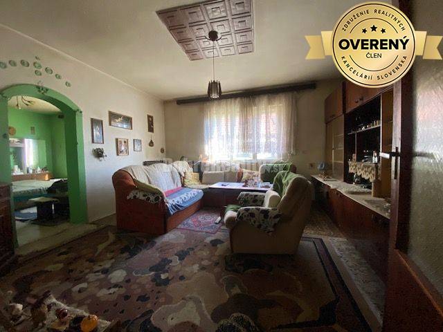 PREDAJ - Rodinný dom v obci Krahule, okres Žiar nad HronomHľadáte