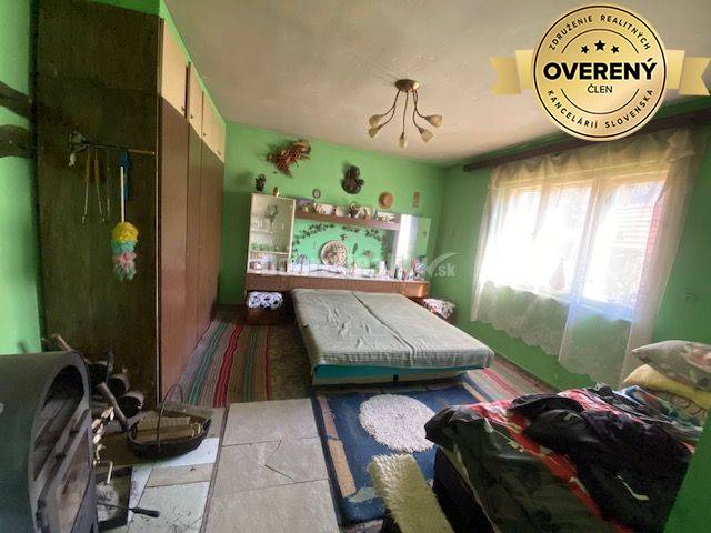 PREDAJ - Rodinný dom v obci Krahule, okres Žiar nad HronomHľadáte