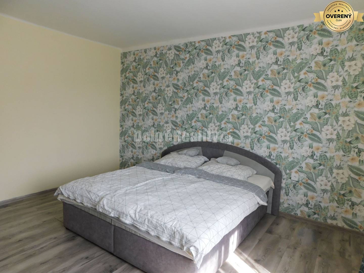 Ponúkame na predaj 3-izb. rodinný dom v obci Dvory nad Žitavou.