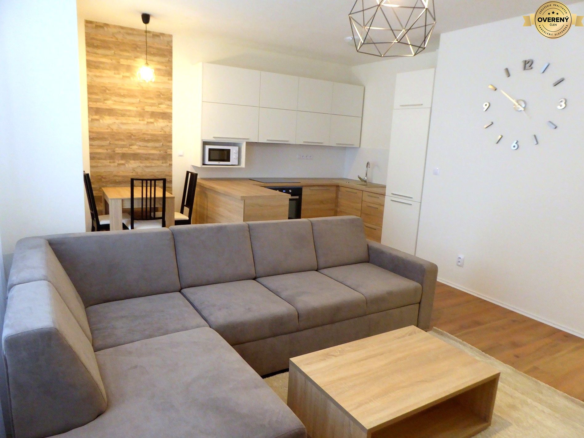 P1070490-zmenš.jpg
