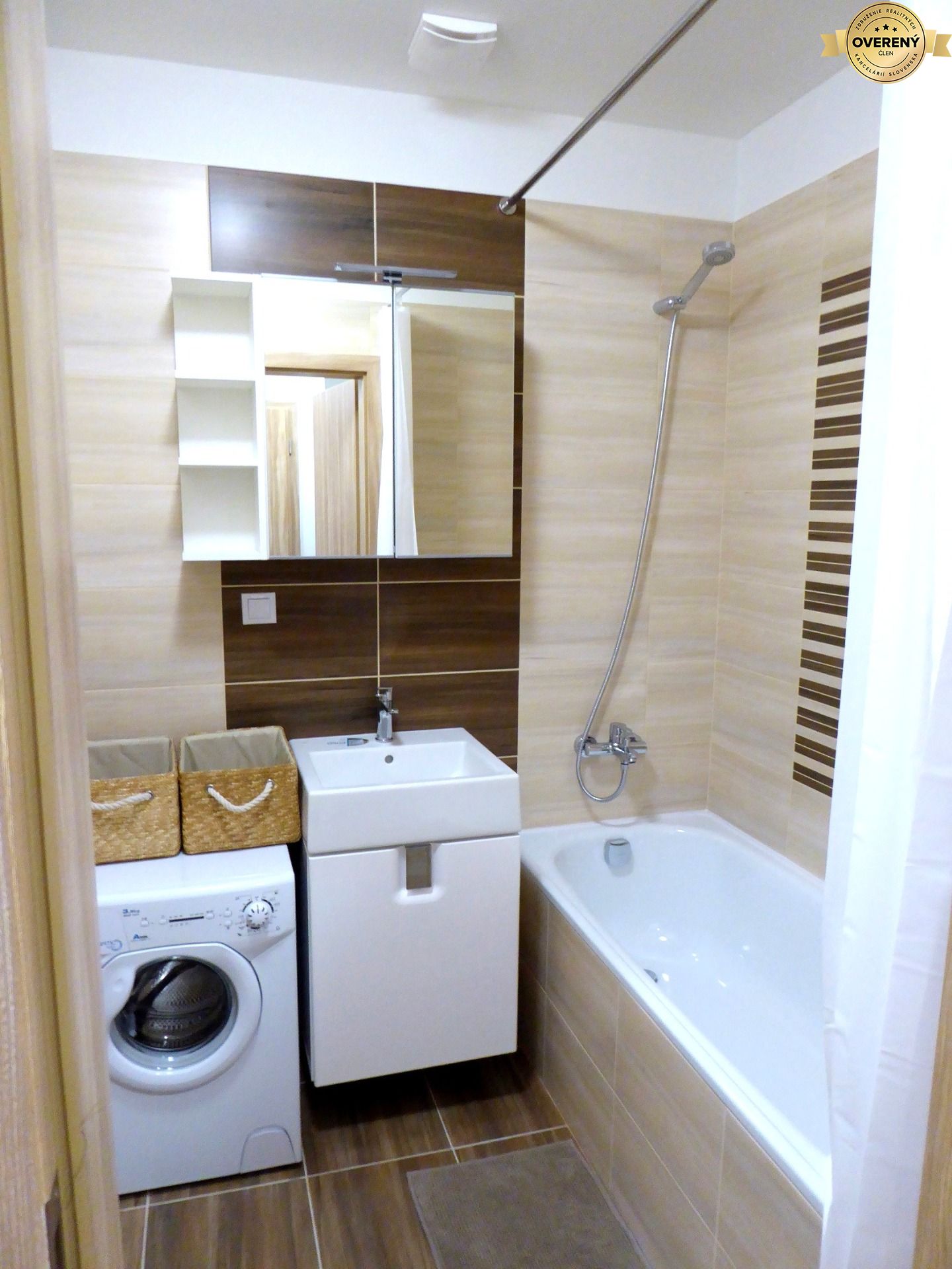 P1070493-zmenš.jpg