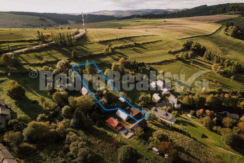 Kamenný dom s veľkou záhradou, 123 m2, Brutovce, okres Levoča