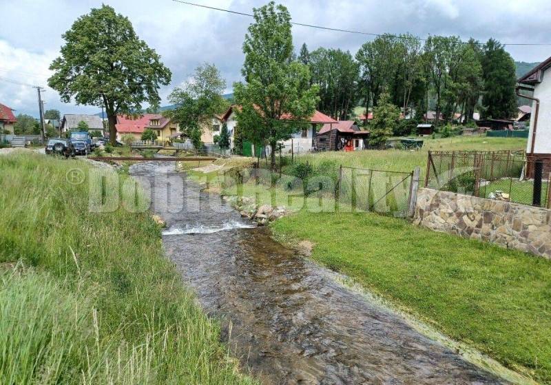 Predaj rovinatého slnečného pozemku v obci Pohronská Polhora